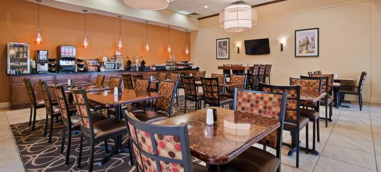 奥古斯塔公民中心贝斯特韦斯特优质酒店(Best Western Plus Augusta Civic Center Inn)图片