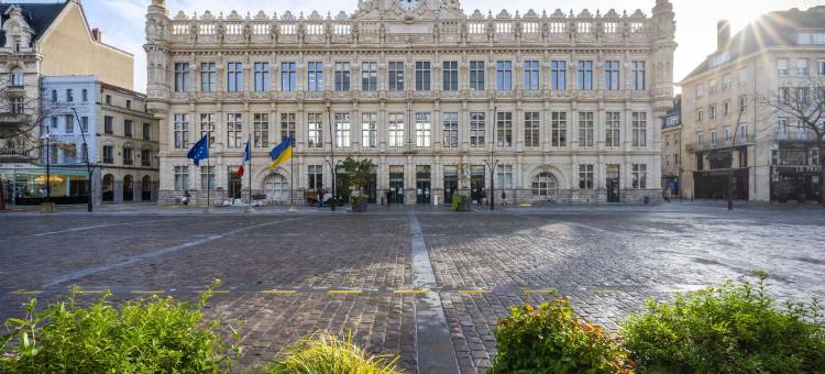 瓦朗西纳中心美居酒店(Hôtel Mercure Valenciennes Centre)图片