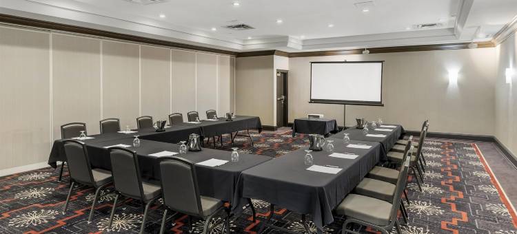 水滨贝斯特韦斯特优质酒店(Best Western Plus Waterfront Hotel)图片