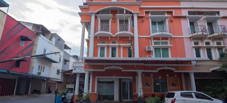 红多兹酒店@巴淡中心2号(RedDoorz @ Batam Center 2)图片