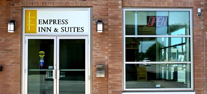 皇后套房酒店 - 瀑布(Empress Inn and Suites by the Falls)图片