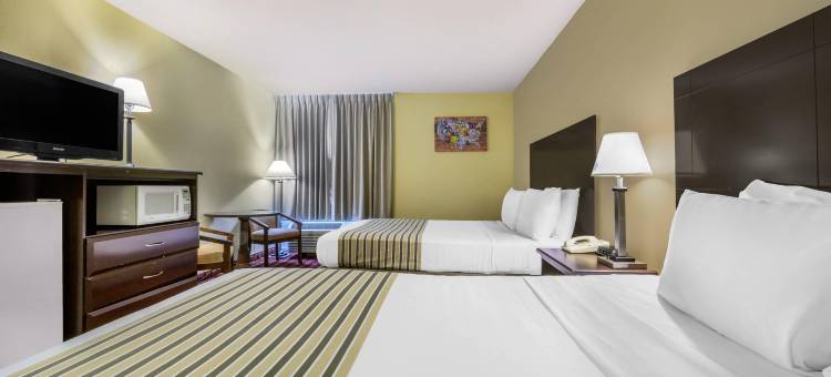 崔德尔菲亚威灵伊康套房旅馆(Econo Lodge Inn & Suites Triadelphia - Wheeling)图片