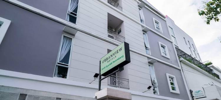红门城市景观巴里沙利亚酒店(巨港)(Urbanview Hotel Bari Syariah Palembang by RedDoorz)图片