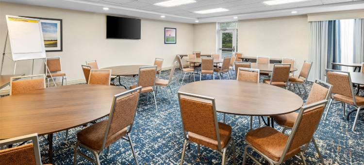 希尔顿欢朋套房酒店-新奥尔巴尼哥伦布(Hampton Inn & Suites New Albany Columbus)图片
