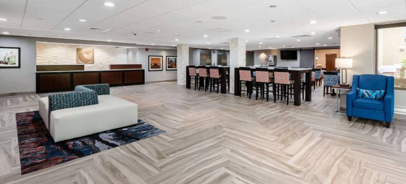 芝加哥绍姆堡舒适酒店 - 奥黑尔机场(Comfort Inn Chicago Schaumburg - O'Hare Airport)图片