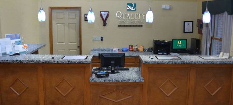 都柏林品质套房酒店(Quality Inn & Suites Dublin)图片