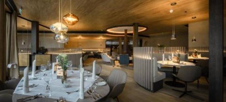 Hotel Hirschen Horn图片