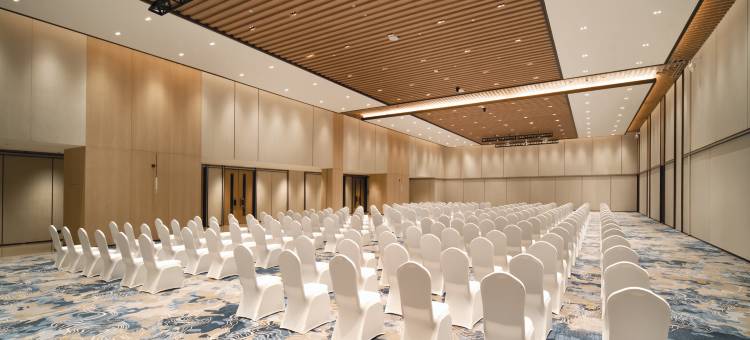 遵化金融街古泉皇冠假日酒店图片