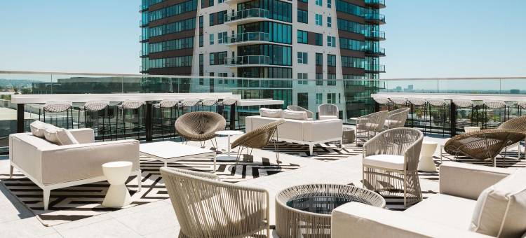 好莱坞戈弗雷酒店(The Godfrey Hotel Hollywood)图片