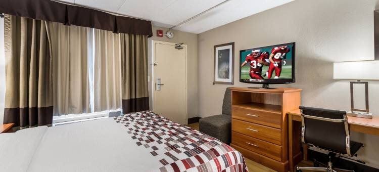 莫顿格罗夫红顶酒店(Red Roof Inn Morton Grove)图片