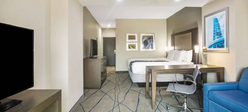 庞卡城拉昆塔温德姆套房酒店(La Quinta Inn & Suites by Wyndham Ponca City)图片