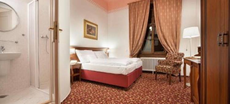 卢巴斯卡拉伊萨美吉酒店(EA Zamecky Hotel Hruba Skala)图片