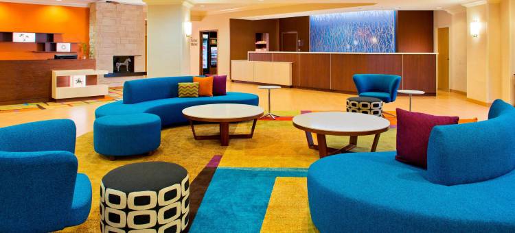奥兰多莱克布纳维斯塔万豪别墅万枫套房酒店(Fairfield Inn & Suites by Marriott Orlando Lake Buena Vista in The Marriott Village)图片
