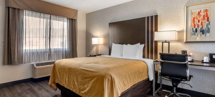品质酒店-柏本克机场(Quality Inn Burbank Airport)图片