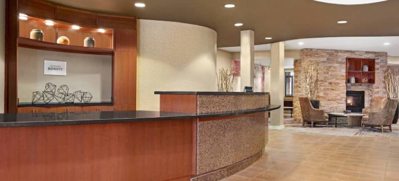 萨克拉门托福尔瑟姆万怡酒店(Courtyard Sacramento Folsom)图片