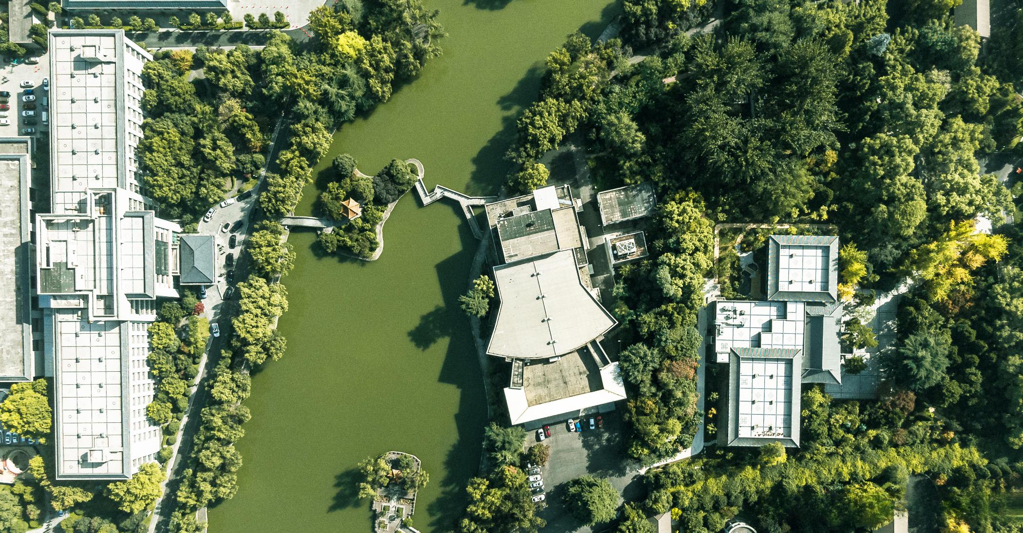 Grand Shaanxi HotelOver view