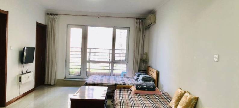 灵雨公寓(贺兰山路1号分店)图片