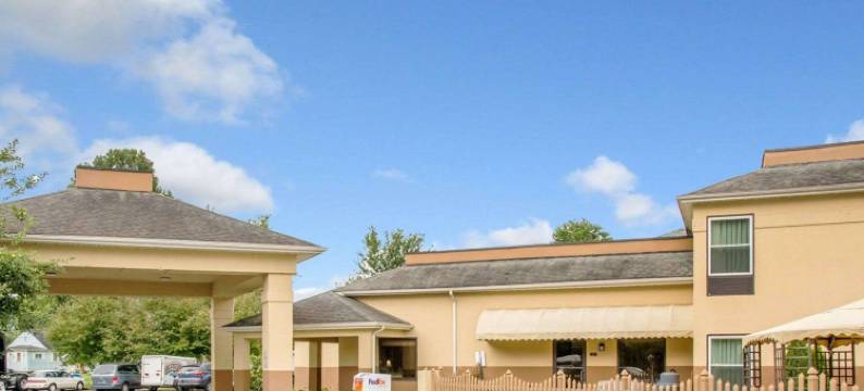 皮克顿舒适酒店靠近展览场(Comfort Inn Piketon Near Fairgrounds)图片