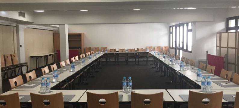 基里亚德布杰中央世博园酒店(Kyriad le Bourget Centre - Parc des Expositions)图片