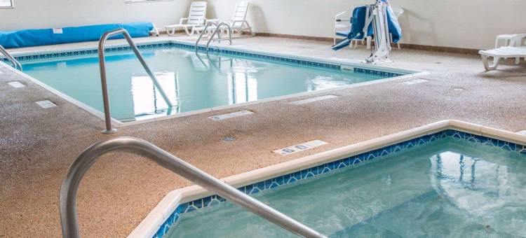 品质酒店杜兰德 I-69(Quality Inn Durand I-69)图片