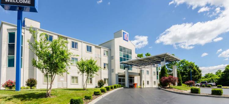 6号布里斯都汽车旅馆(Motel 6 Bristol, VA)图片
