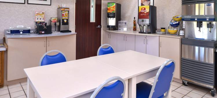 玛丽维尔美洲最佳价值套房酒店(Americas Best Value Inn and Suites Maryville)图片