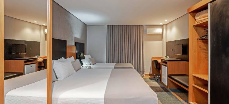 古里提巴巴特尔斯拉维耶罗酒店(Slaviero Curitiba Batel)图片