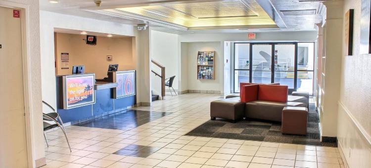 圣西蒙-赫氏古堡地区6号汽车旅馆(Motel 6 San Simeon, CA - Hearst Castle Area)图片