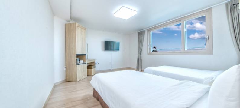 西归浦Jay Hill和城市酒店(Seogwipo Jay Hill and City Hotel)图片