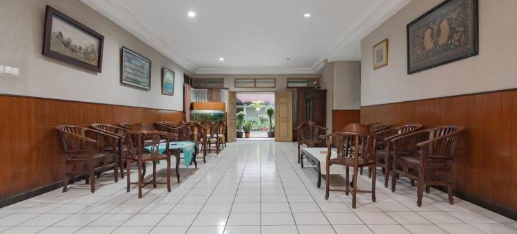 库尔科斯特酒店-近万隆站(KoolKost Near Bandung Station)图片
