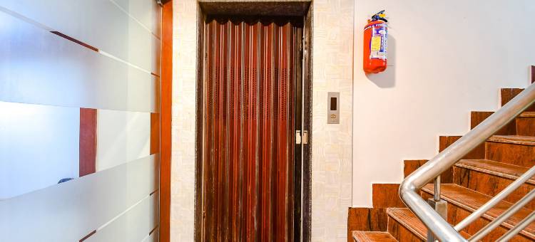 FabHotel Greenland Grand - Nr Kalinga Stadium图片