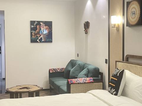 双塔高端公寓酒店(广场大道分店)