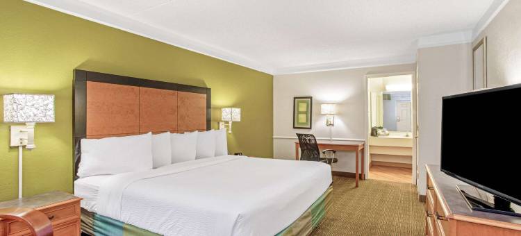 奥兰多机场西拉昆塔温德姆酒店(La Quinta Inn by Wyndham Orlando Airport West)图片