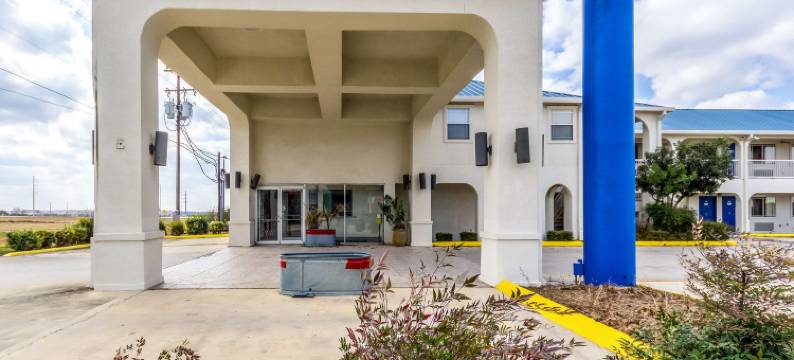 德克萨斯塞金 6 号汽车旅馆(Motel 6 Seguin, TX)图片