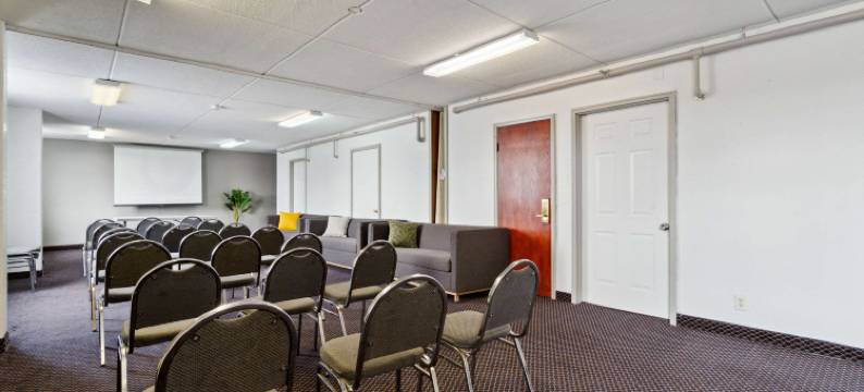 伊克诺套房旅馆(Econo Lodge Inn & Suites)图片