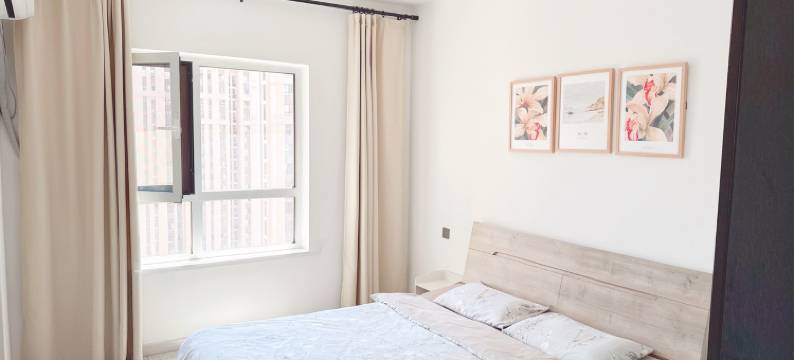 暖居房东1403公寓(规划路分店)图片