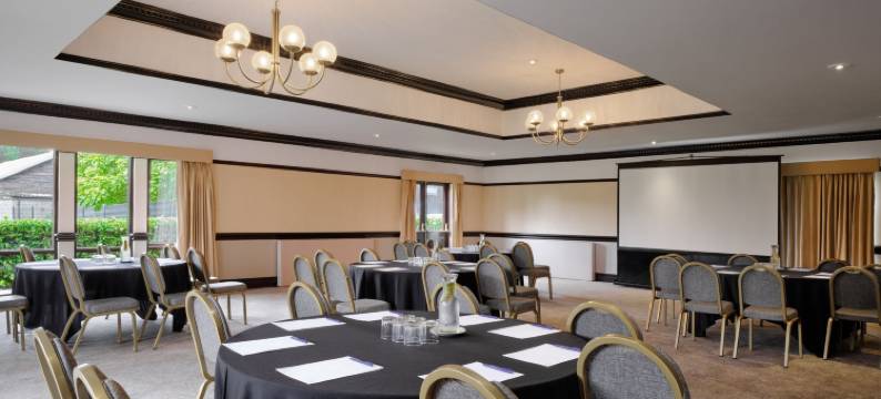 布雷德肖小修道院乡村俱乐部万豪德尔塔酒店(Delta Hotels Breadsall Priory Country Club)图片