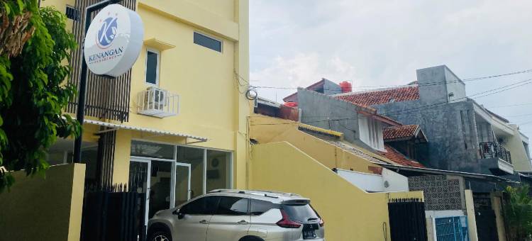 红门酒店-近巴拉贡购物中心三宝垄2号(RedDoorz near Paragon Mall Semarang 2)图片