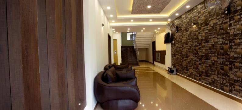 Royal Plaza Glitz Inn图片