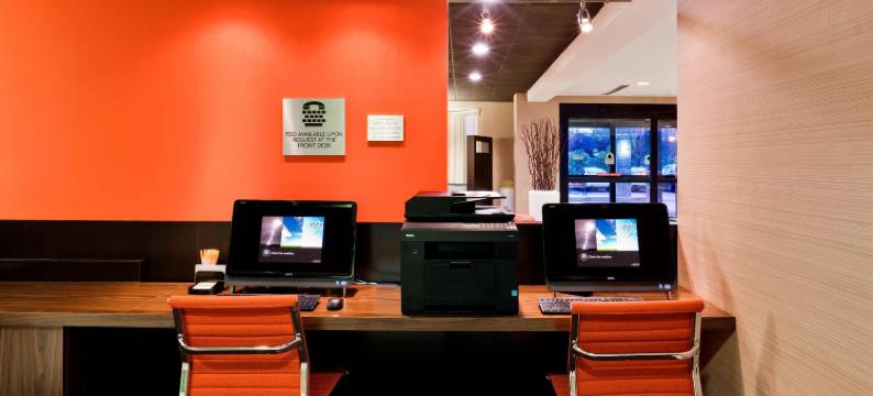 南本德米沙沃卡万怡酒店(Courtyard Mishawaka-University Area)图片