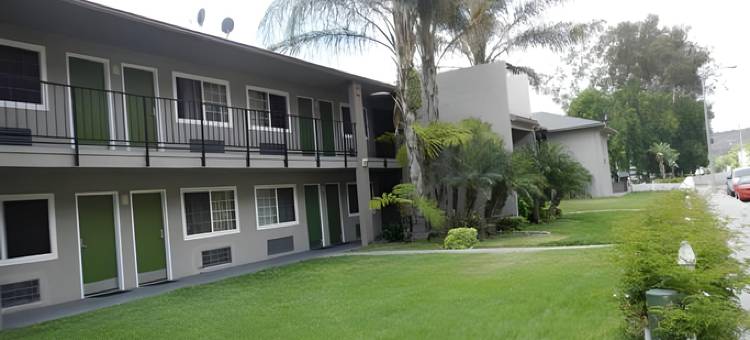 波莫纳费尔普莱克斯温德姆酒店(Travelodge by Wyndham Fairplex Pomona)图片