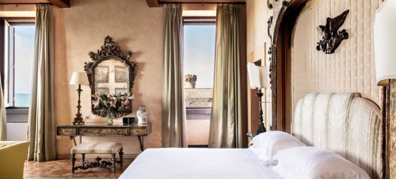 拉波斯塔维奇亚酒店(La Posta Vecchia Hotel)图片