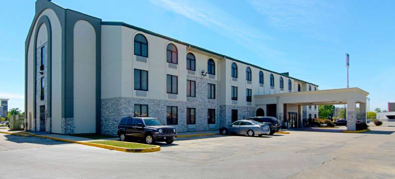 凯艺套房酒店-近丹吉尔奥特莱特购物中心(Quality Inn & Suites Near Tanger Outlet Mall)图片