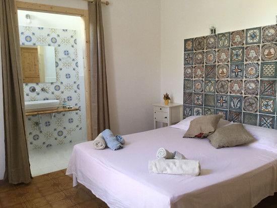 乌拉祖家庭旅馆