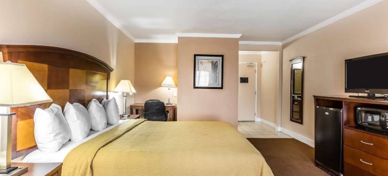 近赫斯特城堡凯艺酒店(Quality Inn Near Hearst Castle)图片