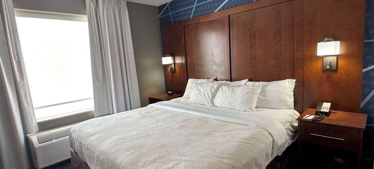 杰克逊开普吉拉多舒适套房酒店(Comfort Suites Jackson-Cape Girardeau)图片