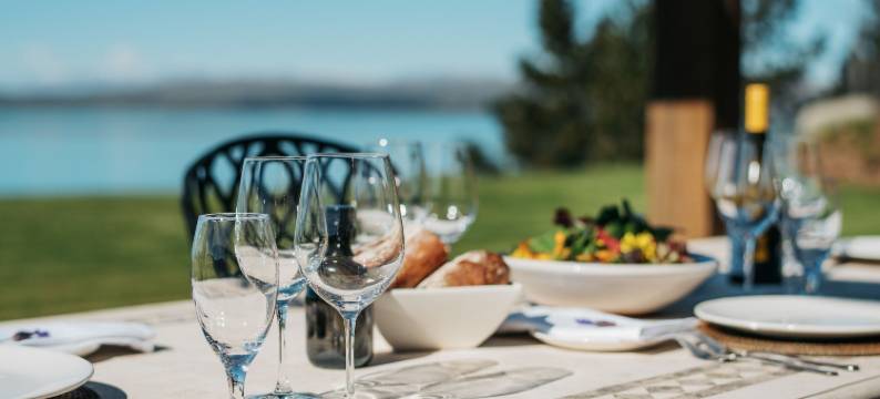 库克山湖畔度假酒店(Mt Cook Lakeside Retreat)图片