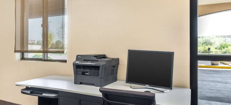 绿树贝斯特韦斯特酒店(Best Western Green Tree Inn)图片