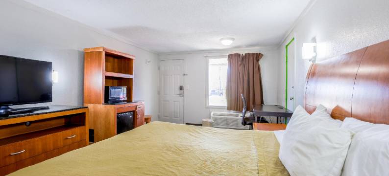 OYO Hwy 40 里奇蒙的舒适花园旅馆(Cozy Garden Inn by OYO Hwy 40 Richmond)图片