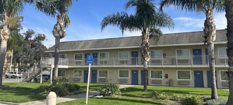 Studio 6套房 - 加州河边(Studio 6 Suites - Riverside, CA - South)图片